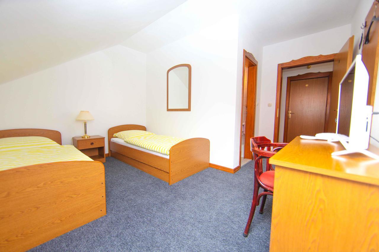 Hard Rock Rooms For Two Livno Ngoại thất bức ảnh