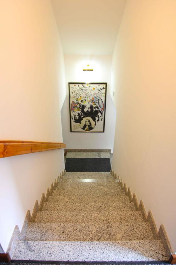 Hard Rock Rooms For Two Livno Ngoại thất bức ảnh